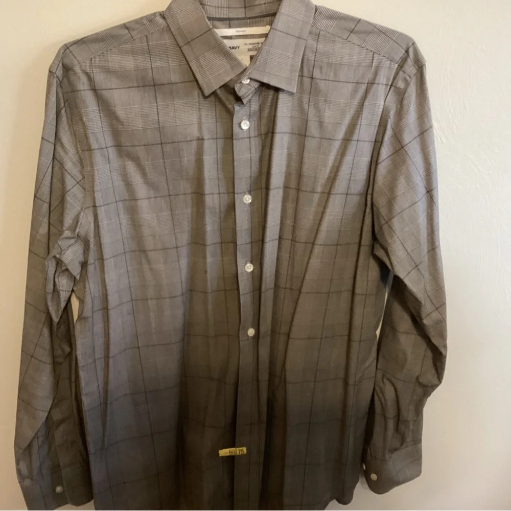 Bundle of 5 Men’s Old Navy Dress Shirts in size large - Picture 2 of 10